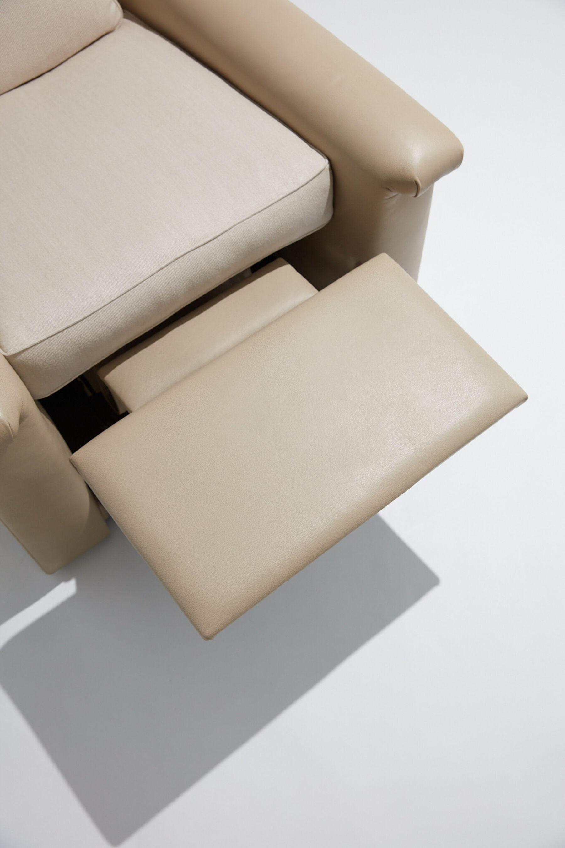 Amsterdam Reclining Chair straight back | Gregorius Pineo